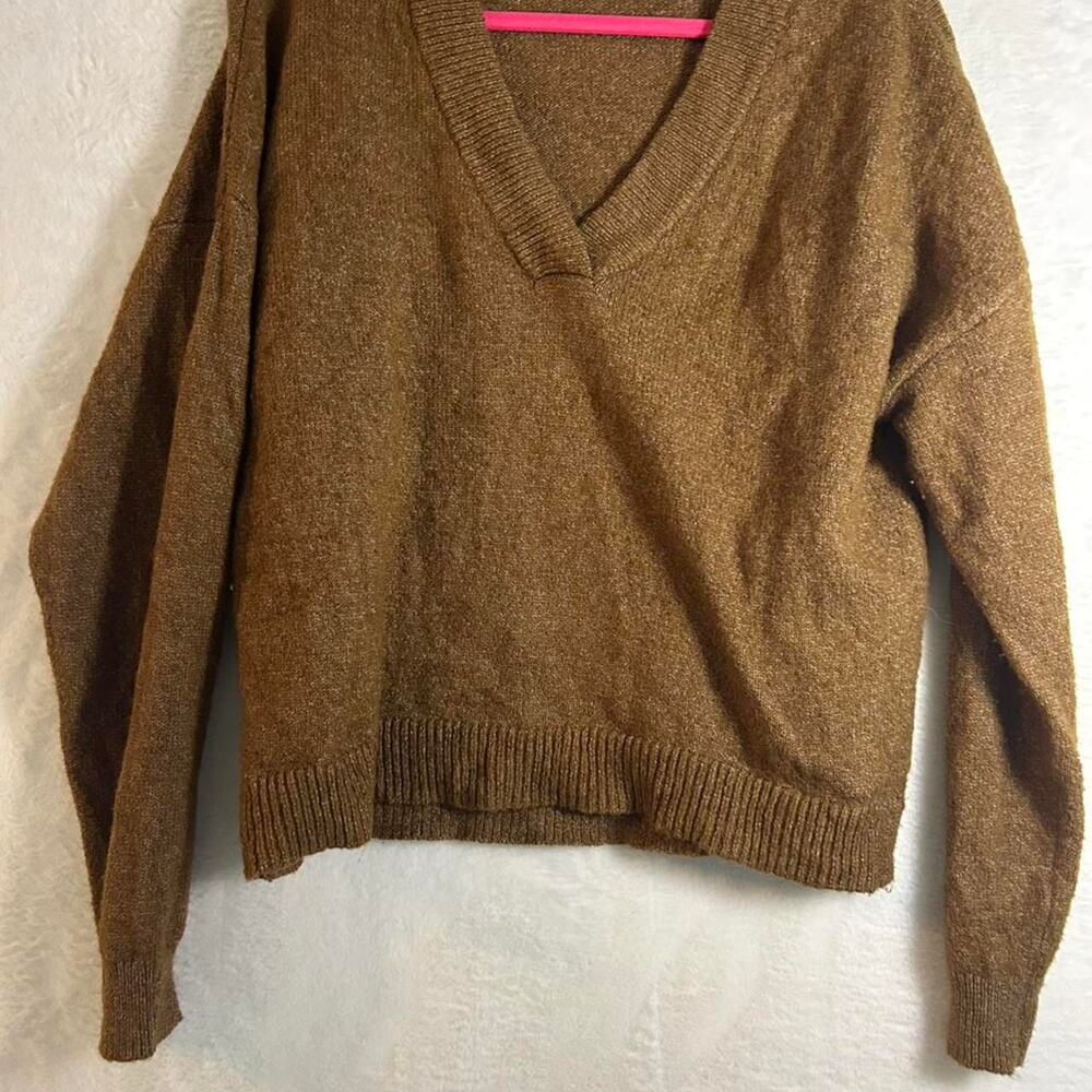 Treasure & Bond Women Medium Brown V-Neck Pullover Sweater Marled Knit Cropped‎